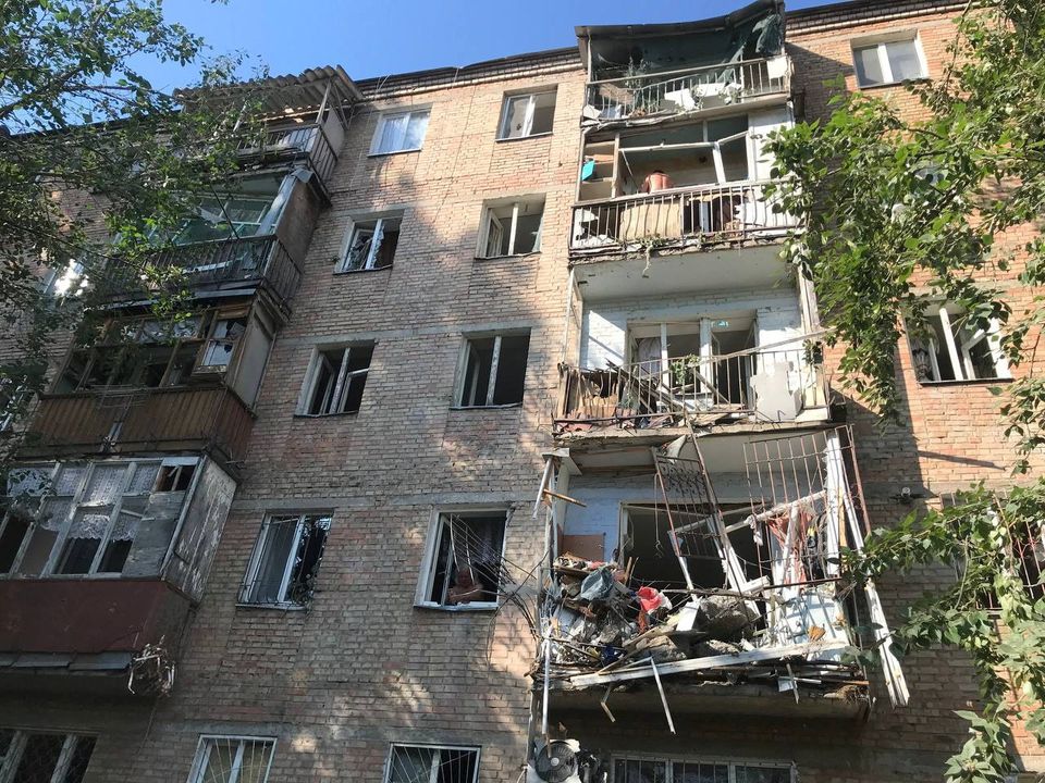 Blasts rock Ukraine city as Russian missiles drive up civilian death toll